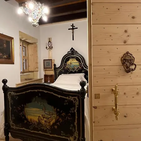 Domo Catharinae * Cagliari